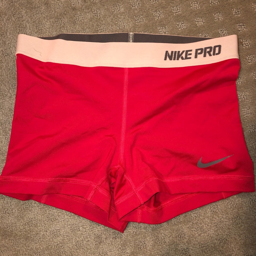 NIKE PRO SHORTS